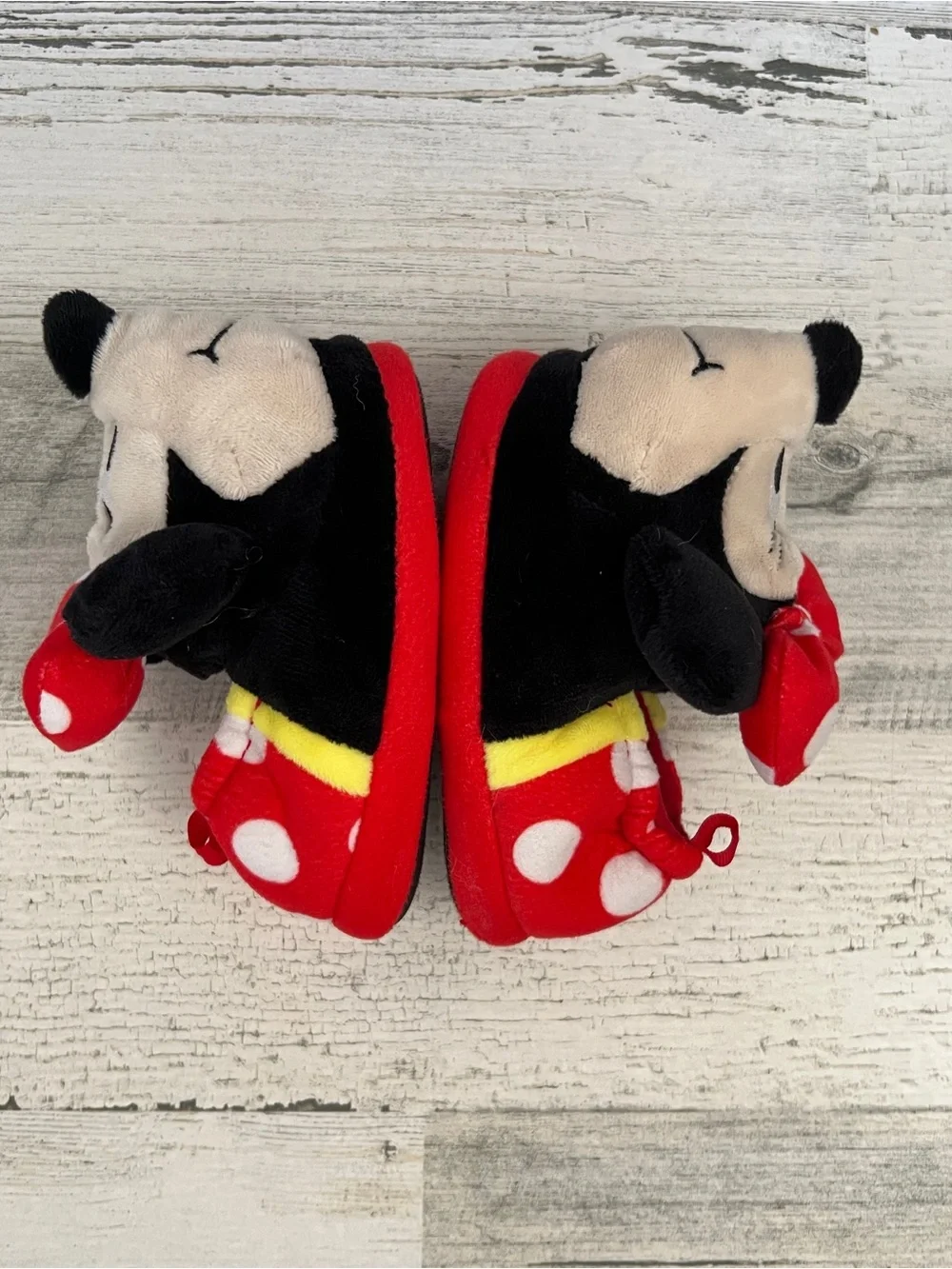 Disney Minnie Mouse Plush Slippers Baby Toddler Girls Size 5/6 Red Polka Dot